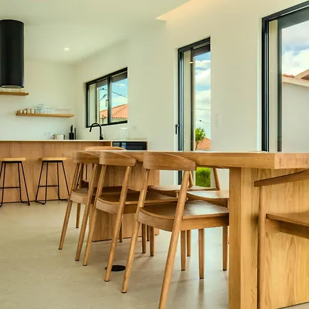 Ocean View Pool Villa Family & Surf In Ericeira *