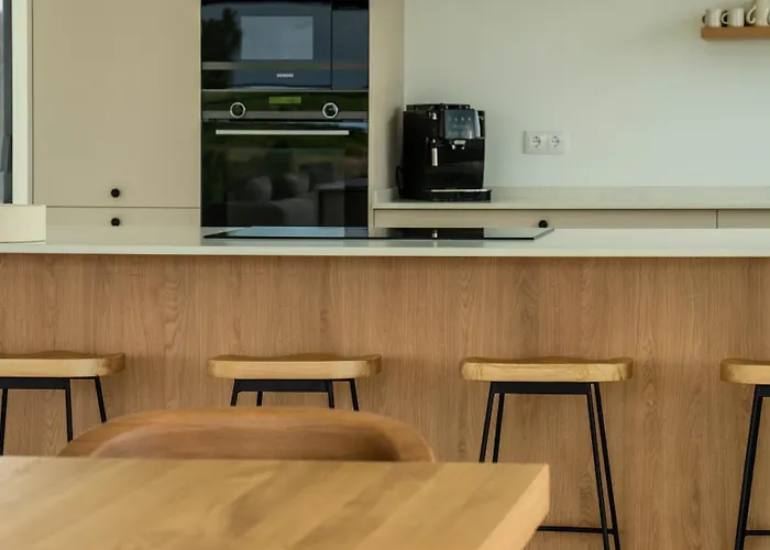 Ocean View Pool Family & Surf In Ericeira *